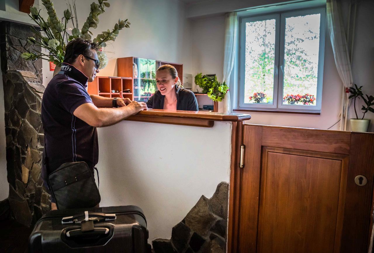 Penzion Fit - Contactless Check In Zvolen Extérieur photo